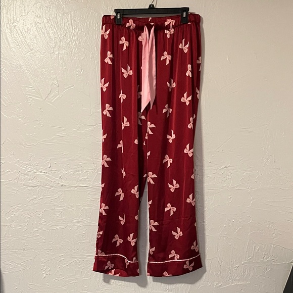 Beach Riot Red Pajama Set with Pink Bow Patterns - Picture 3 of 4